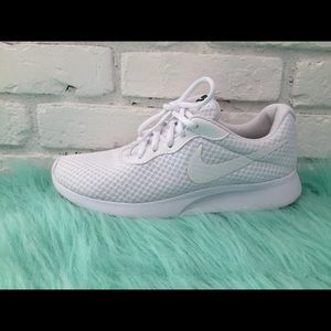 White Nike Tanjuns